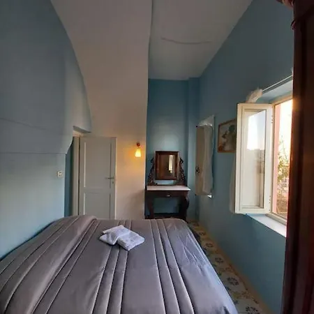 Holiday home Dimora Di Enea - Medievale *